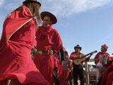 Fotografia Gaucho Antonio Gil. En honor del gaucho Gil, se baila chamame como senal de pertenencia, en agradecimiento o para pagar una promesa.